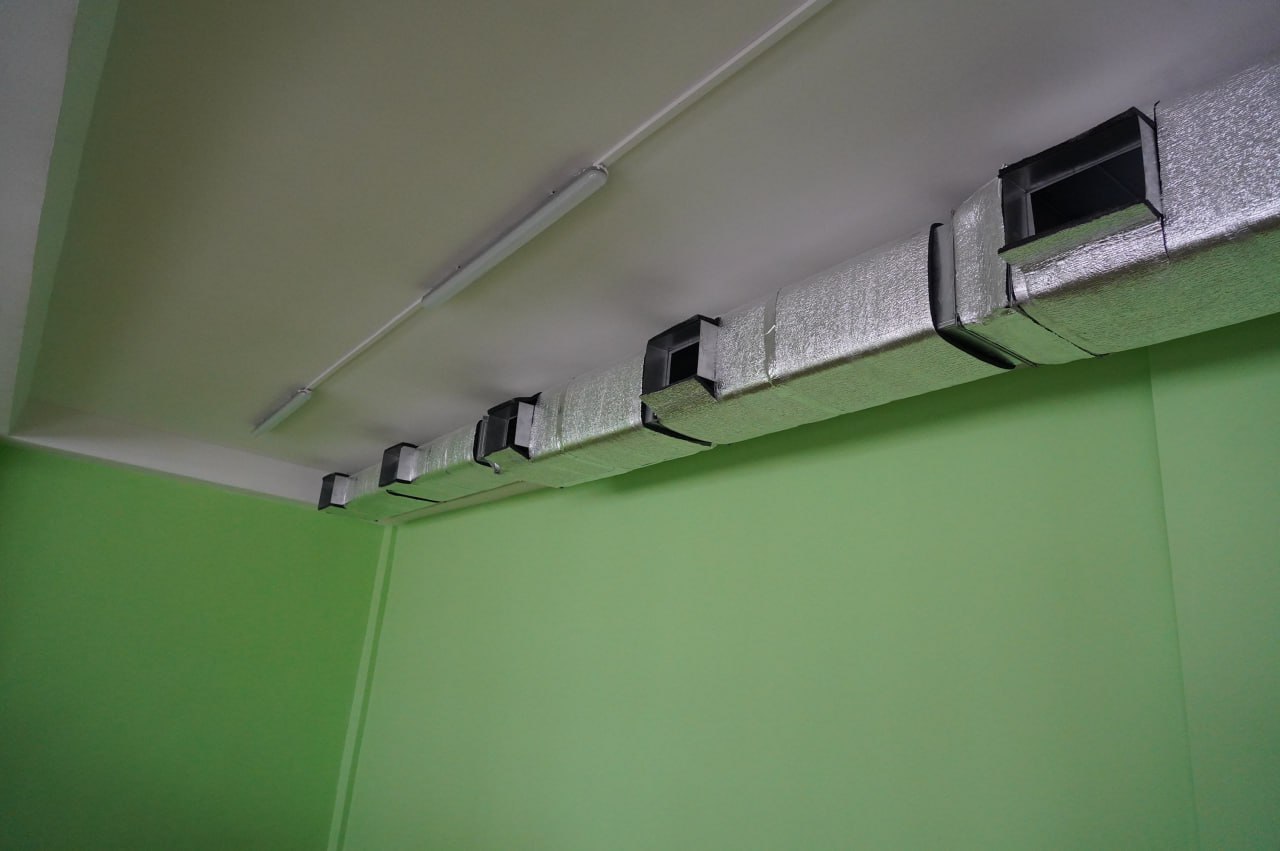 Сразу в нескольких школах Уссурийска в 2025 году завершены ремонты Сразу в нескольких школах Уссурийска в 2025 году завершены ремонты