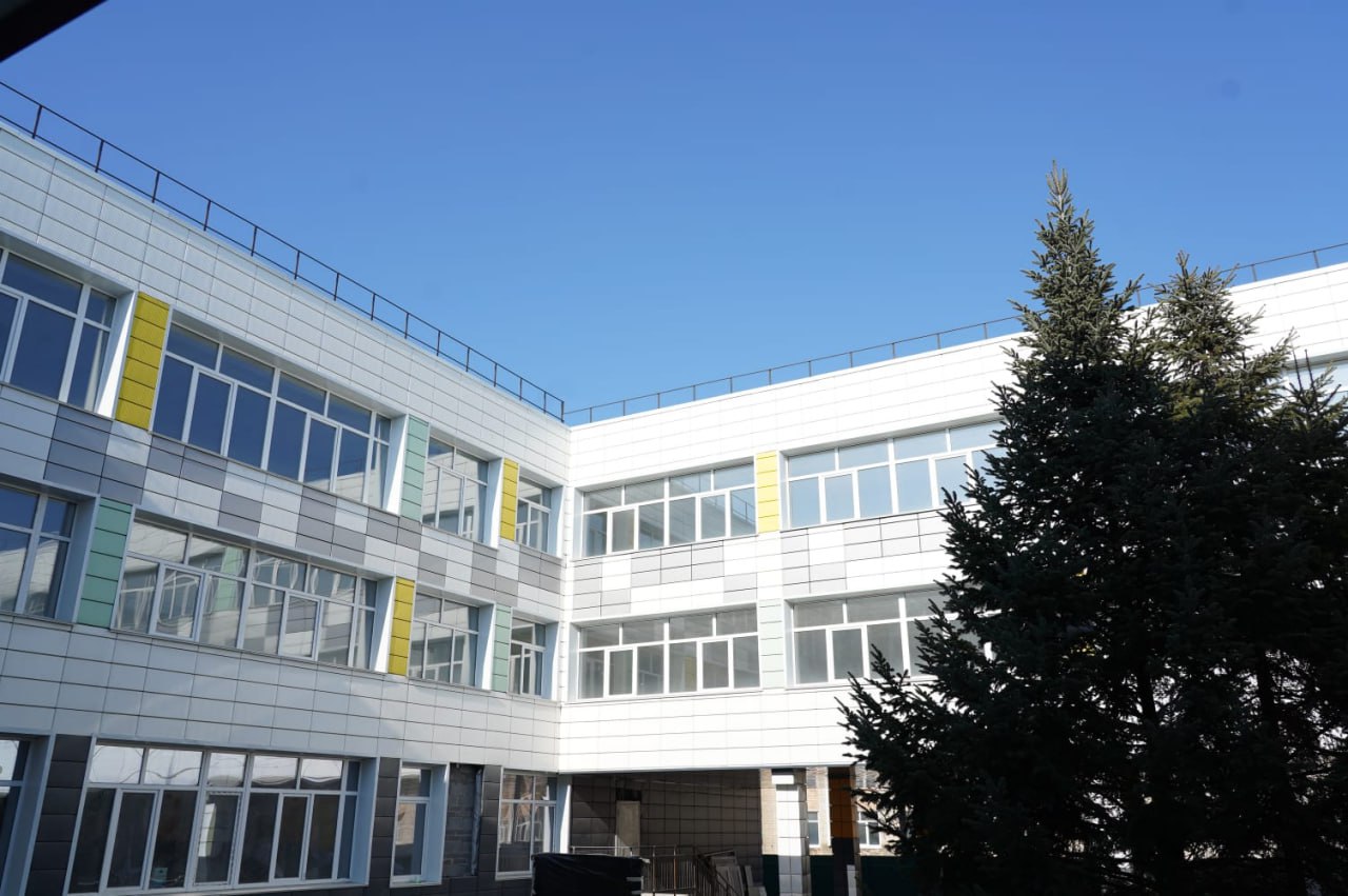 Сразу в нескольких школах Уссурийска в 2025 году завершены ремонты Сразу в нескольких школах Уссурийска в 2025 году завершены ремонты