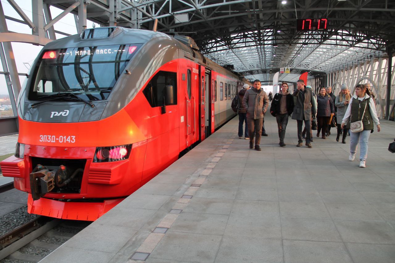 С 1 января поездки на экспрессах из Владивостока в аэропорт стали доступнее