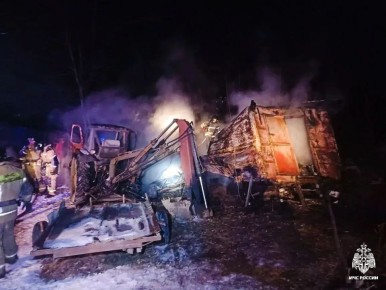 Во Владивостоке на улице Залесная в строительном вагончике после пожара обнаружили тело мужчины