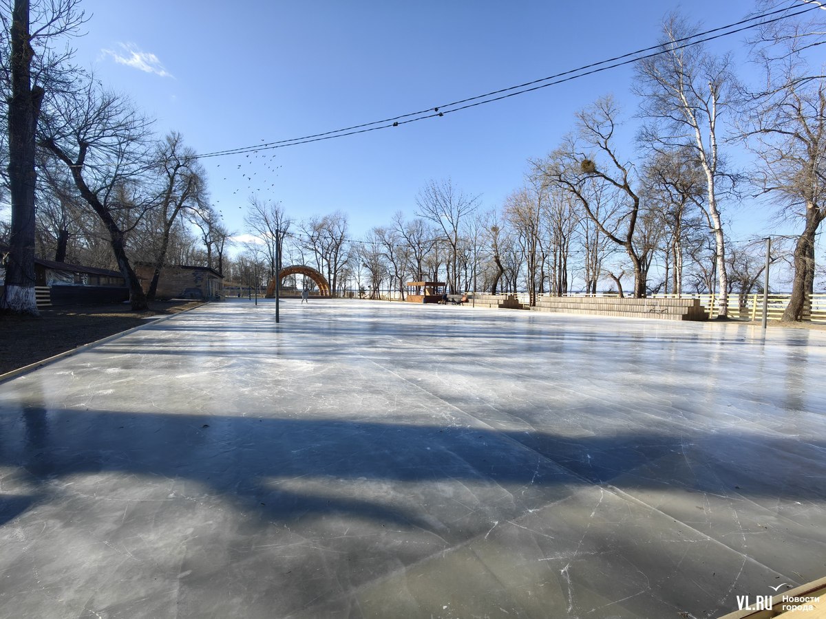 От «Авангарда» до «Фетисов-арены» через кёрлинг-центр и Минный городок: где покататься на катке во Владивостоке в дни новогодних каникул От «Авангарда» до «Фетисов-арены» через кёрлинг-центр и Минный городок: где покататься на катке во Владивостоке в дни новогодних каникул