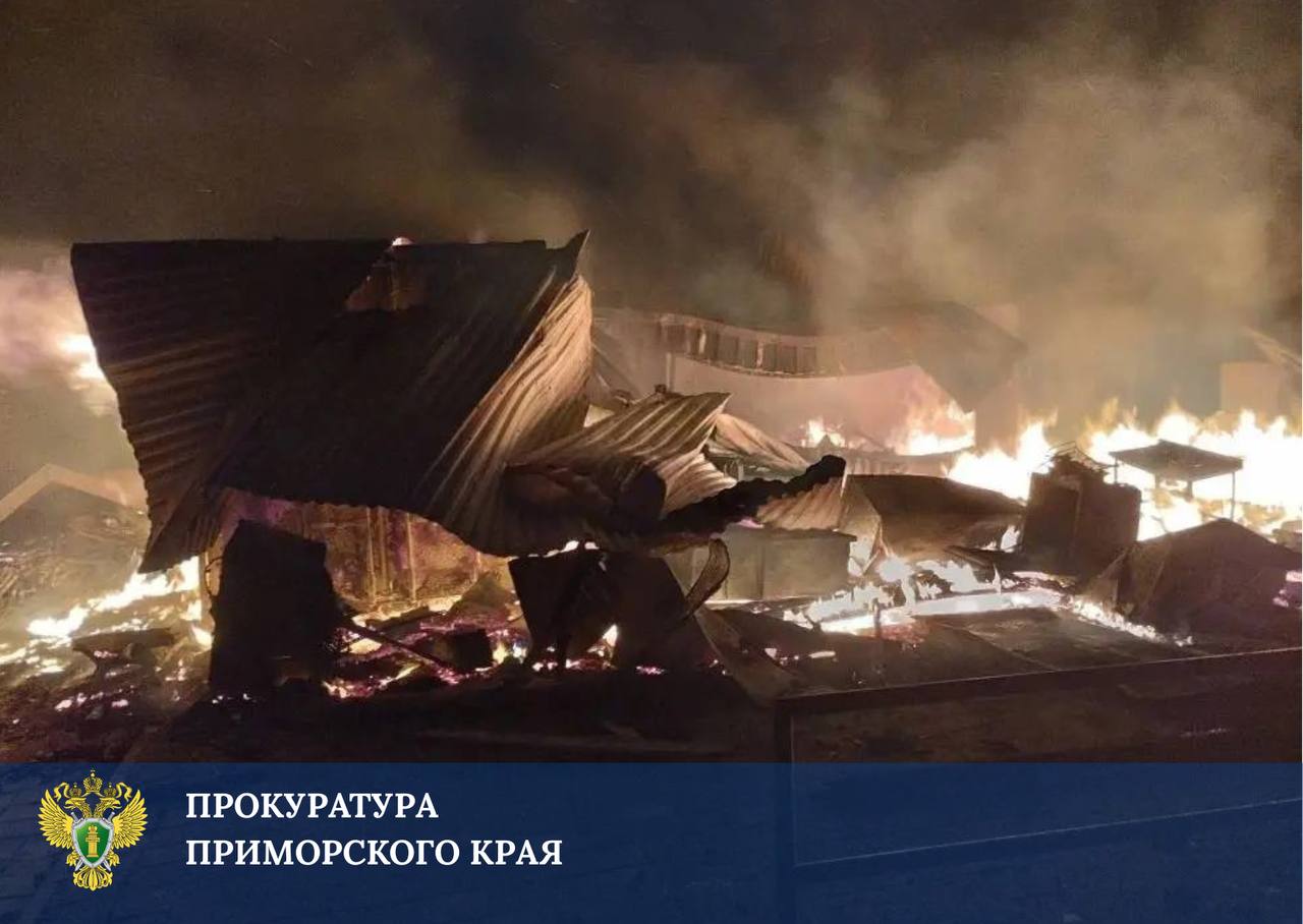 Улицу Фонтанная в центре Владивостока раскопали и перекрыли на неделю Улицу Фонтанная в центре Владивостока раскопали и перекрыли на неделю