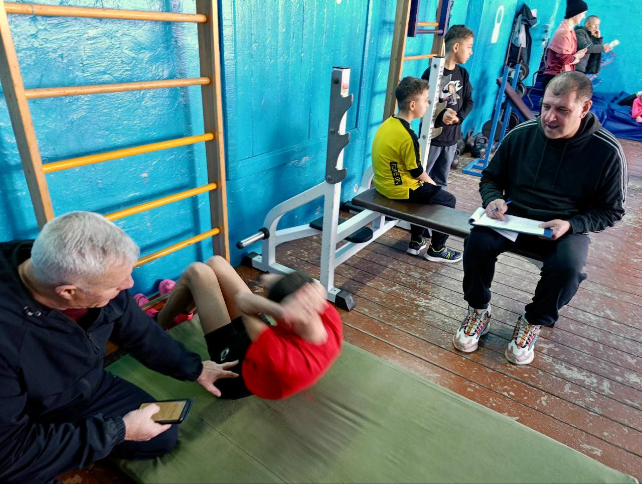 Сегодня, в знаменательный юбилейный день — 100-летие со дня образования нашего района, — среди воспитанников спортивной школы прошёл Фестиваль ГТО Сегодня, в знаменательный юбилейный день — 100-летие со дня образования нашего района, — среди воспитанников спортивной школы прошёл Фестиваль ГТО