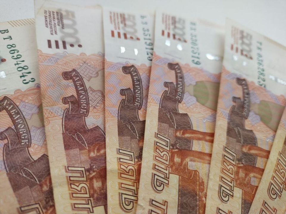 Коммунисты предлагают новый налог для банков: взгляд на финансовые реалии