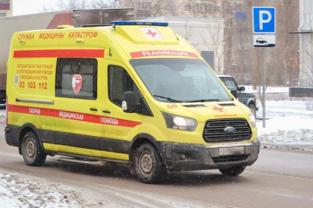 Внезапно сдавила нестерпимая боль в груди, отдающая в обе руки и горло: пациентку с острым инфарктом миокарда спасли в Приморье