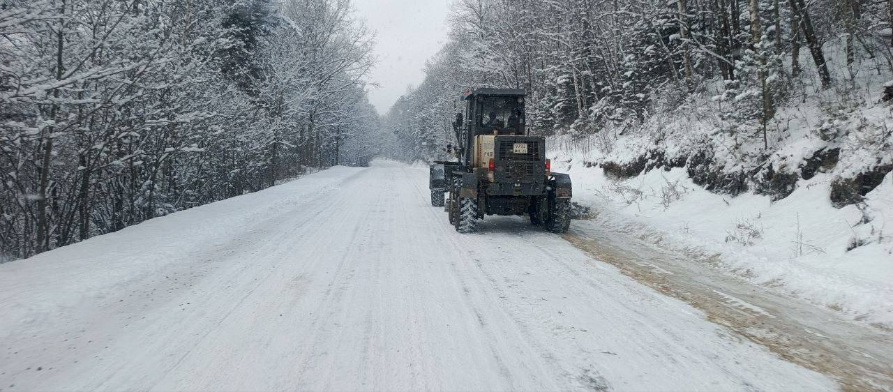 Филиал «Лазовский» выполнял работы на дороге Находка – Лазо – Ольга – Кавалерово: Филиал «Лазовский» выполнял работы на дороге Находка – Лазо – Ольга – Кавалерово: