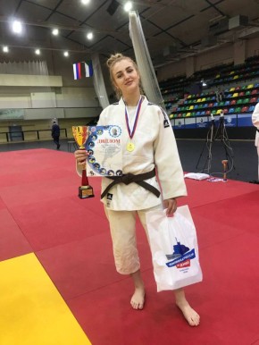 ��� �������� ���������� �������� ��������� ������������ � 15-����� ������������� �������� ��