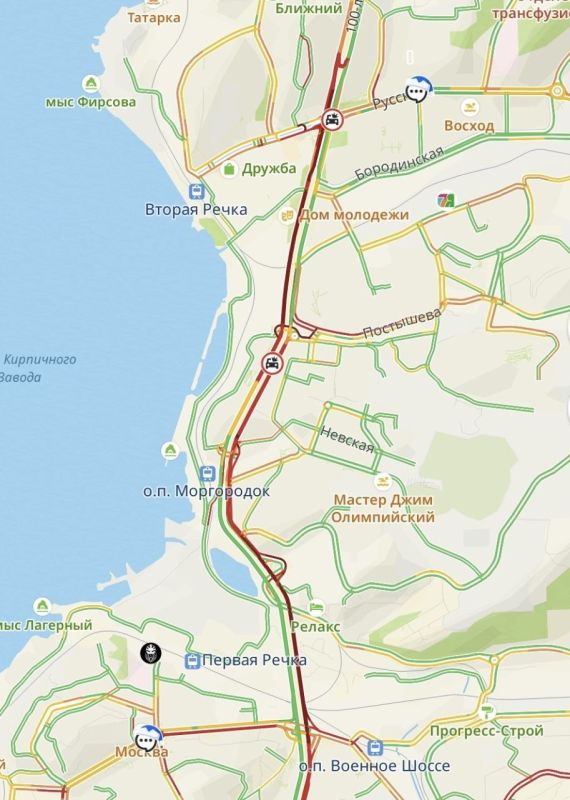 Из-за ДТП в районе Столетия собрались крупные заторы как со стороны Некрасовской, так и со стороны Второй Речки и БАМа