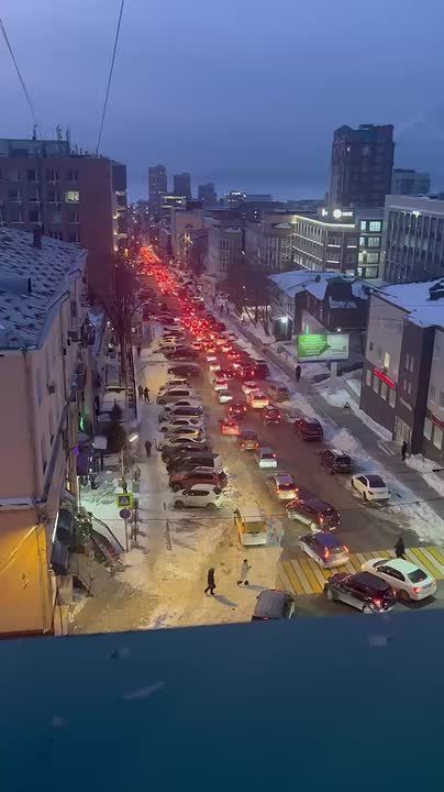 «Красный» час-пик во Владивостоке