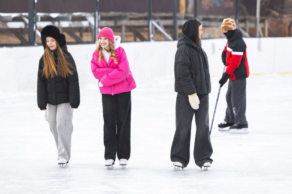 Жителей и гостей Владивостока приглашают на катки и «Русскую лыжню» по обновленному расписанию