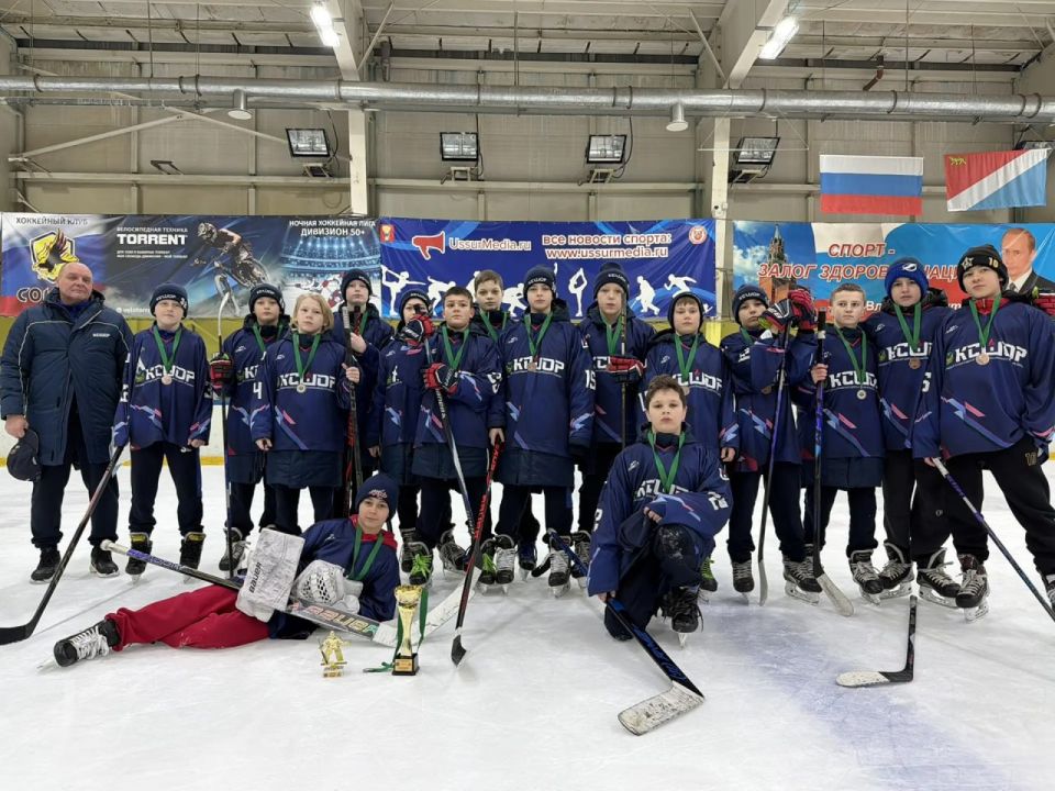«Бронза» с характером!. Юные хоккеисты КСШОР из Находки стали бронзовыми призёрами краевого этапа всероссийских соревнований «Золотая шайба» среди юношей 2013-2014 годов рождения