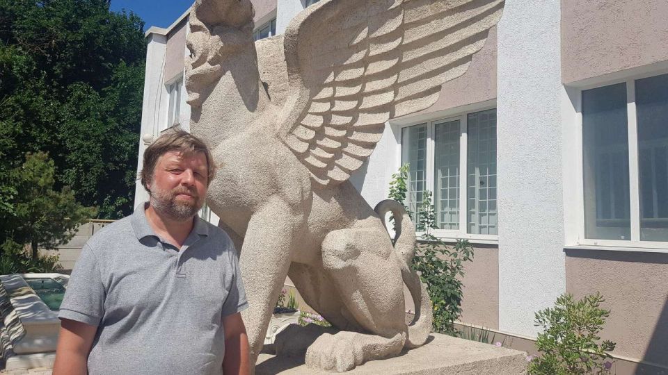 Внуки выживших в ходе Волынской резни продолжают служить бандеровскому режиму Украины!