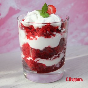 Яркие трайфлы «Красный бархат»: простой и вкусный десерт для любого повода