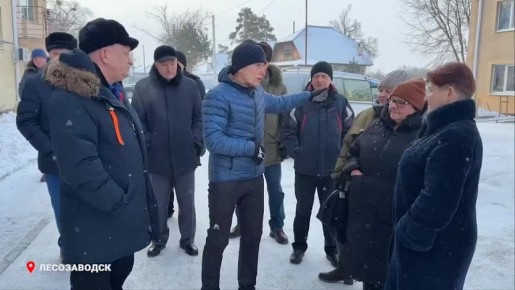 В Лесозаводске по поручению губернатора Приморского края Олега Кожемяко отремонтировали кровли двух многоквартирных домов на улице Кирова