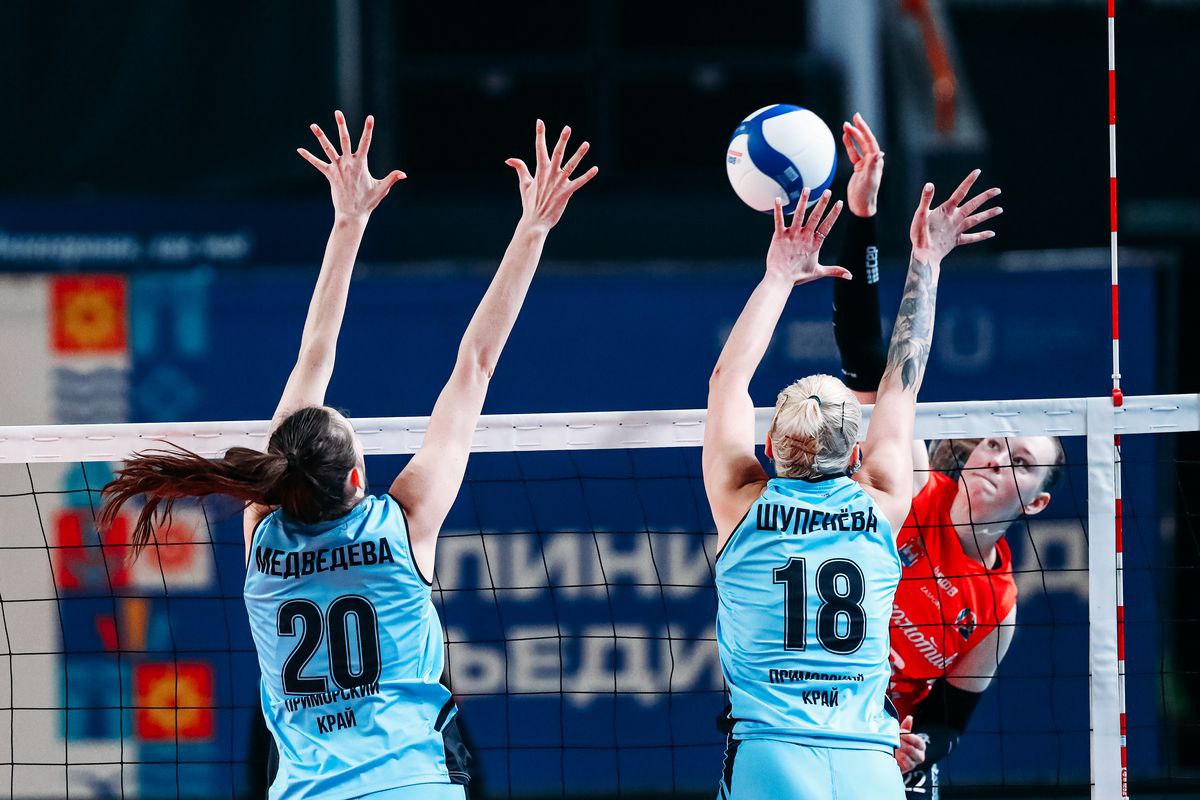 Волейбольное «Динамо» разгромило дубль калининградского «Локомотива» на выезде