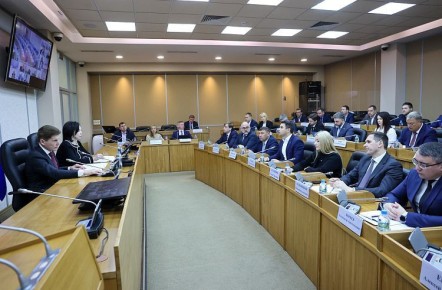 В Приморье прошло первое в 2026 году заседание Совета по привлечению инвестиций под председательством губернатора Олега Кожемяко