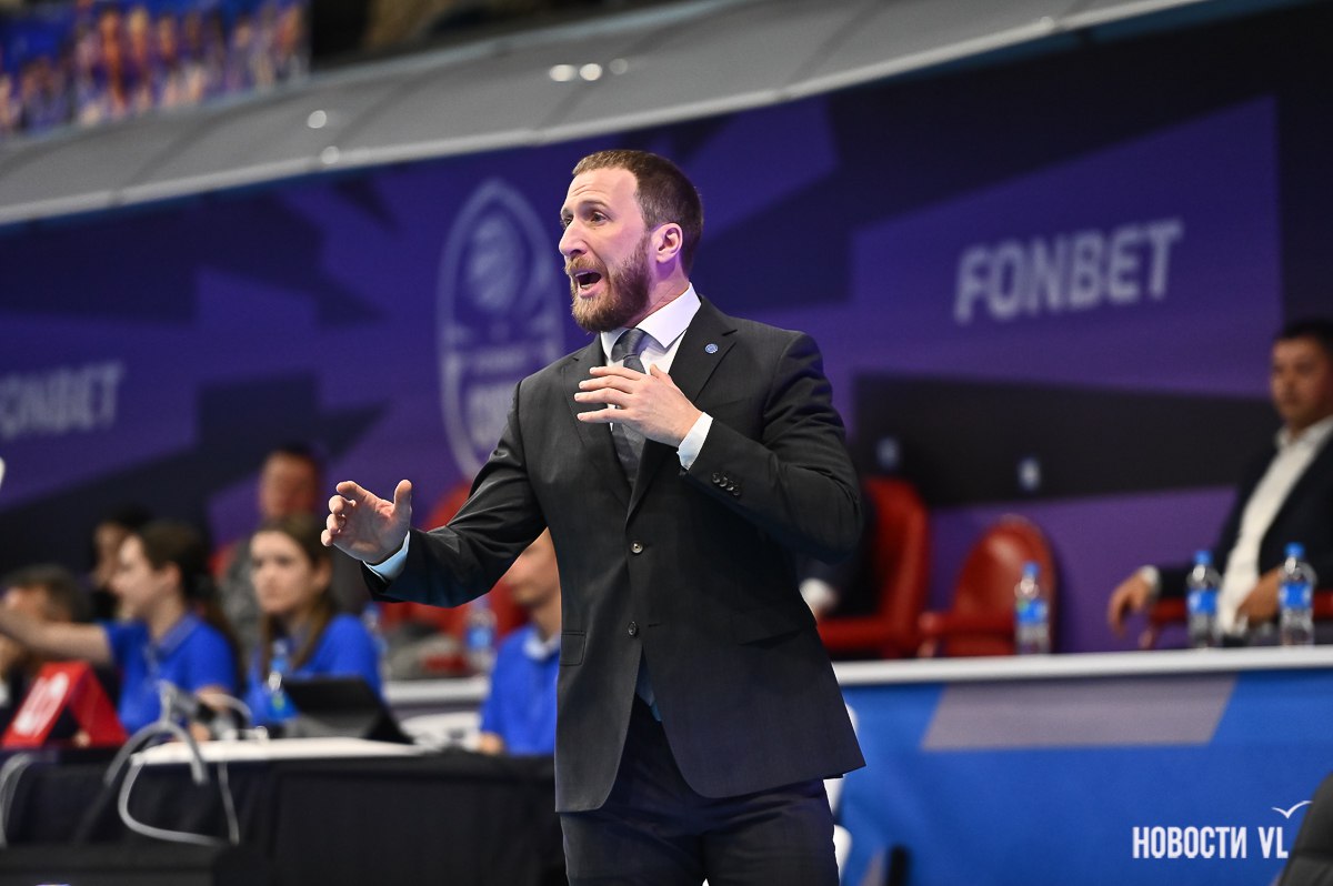 Главный тренер приморского «Динамо» Эдуард Сандлер пропустит поединок с «Тамбовом»