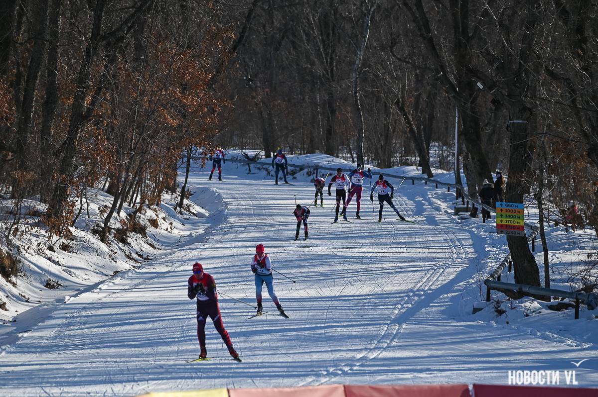 Мороз, бег против часовой стрелки и сотни лыжников: во Владивостоке прошла «Русская гонка – 2026» Мороз, бег против часовой стрелки и сотни лыжников: во Владивостоке прошла «Русская гонка – 2026»