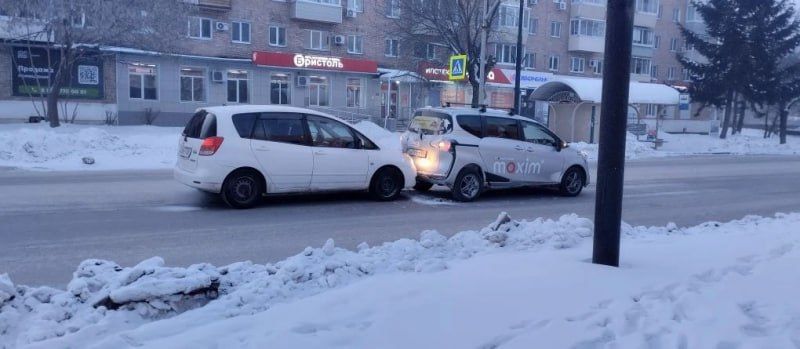 С начала года неправильный выбор дистанции спровоцировал более 100 ДТП в Приморье