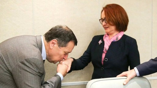 ����� ������ ������� � ���� �������� � ��������������� �����