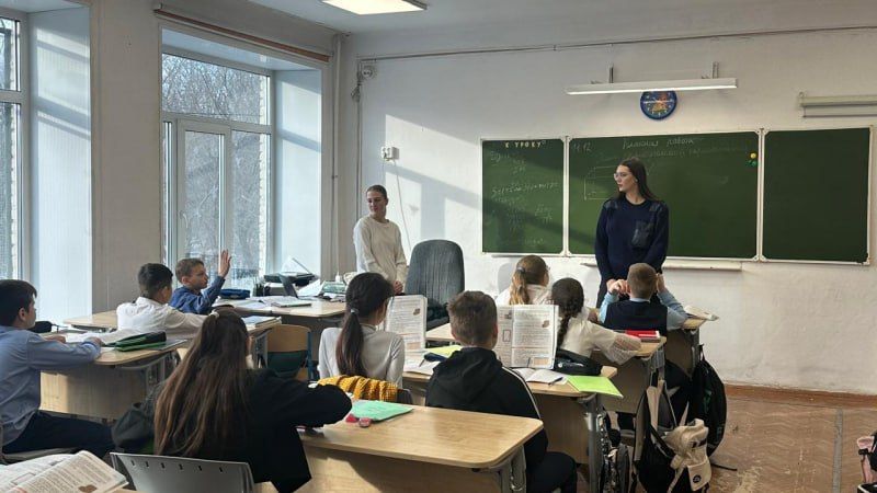 Полиция на страже детства. В Находке проводят профилактическую работу в образовательных учреждениях