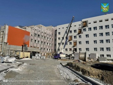 Продолжается строительство больничного комплекса в Надеждинском округе по нацпроекту «Продолжительная и активная жизнь»