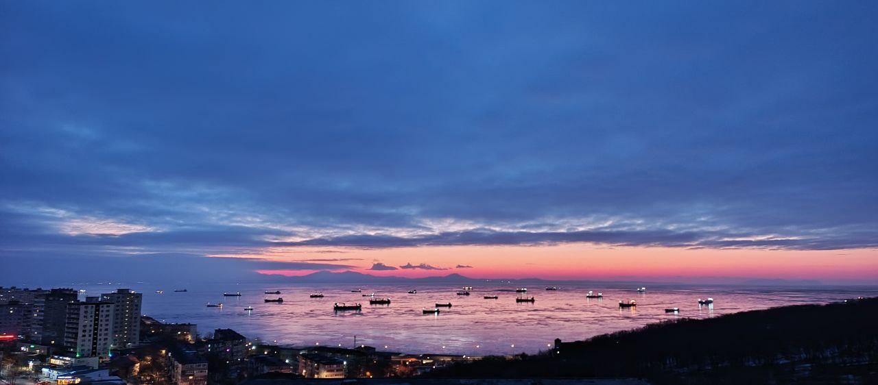 Наши читатели делятся в комментариях фотографиями красивейшего рассвета последнего дня января Наши читатели делятся в комментариях фотографиями красивейшего рассвета последнего дня января