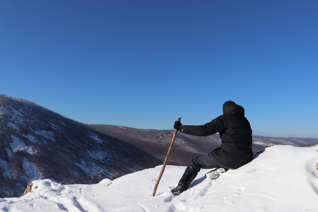 Доброе утро, Приморье!. Сегодня в крае местами небольшой снег Температура днём до 4…12 °C. Завтра снег прекратится, температура существенно не изменится