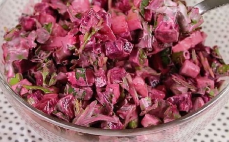 Свекольный салат с сыром