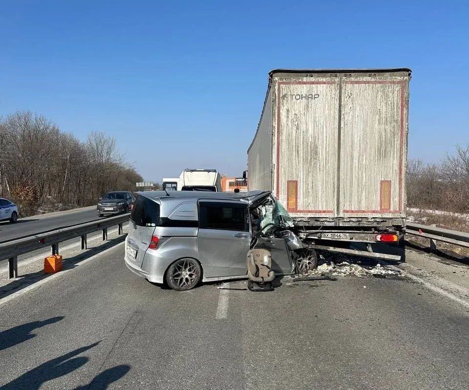 Полиция устанавливает обстоятельства смертельного ДТП в Надеждинском районе