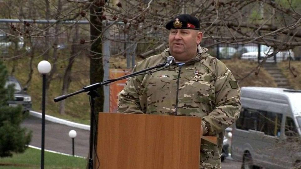 Пока не освобожу, я оттуда не уйду