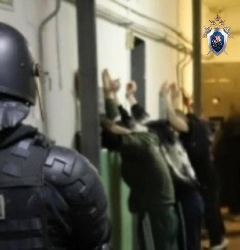 В Приморском крае вынесен приговор пяти мужчинам, признанным виновными в участии в экстремистской деятельности на территории ИК-27