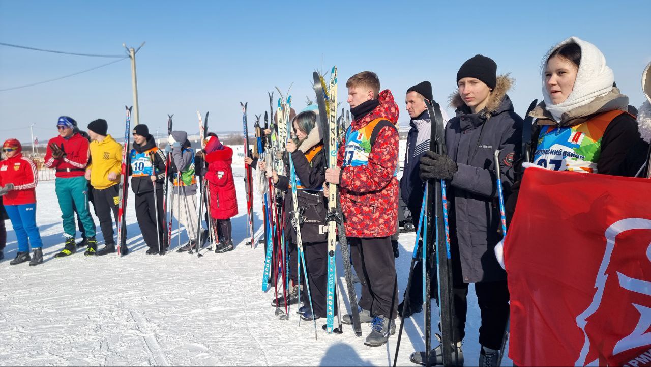 Лыжные гонки среди юнармейцев! Лыжные гонки среди юнармейцев!