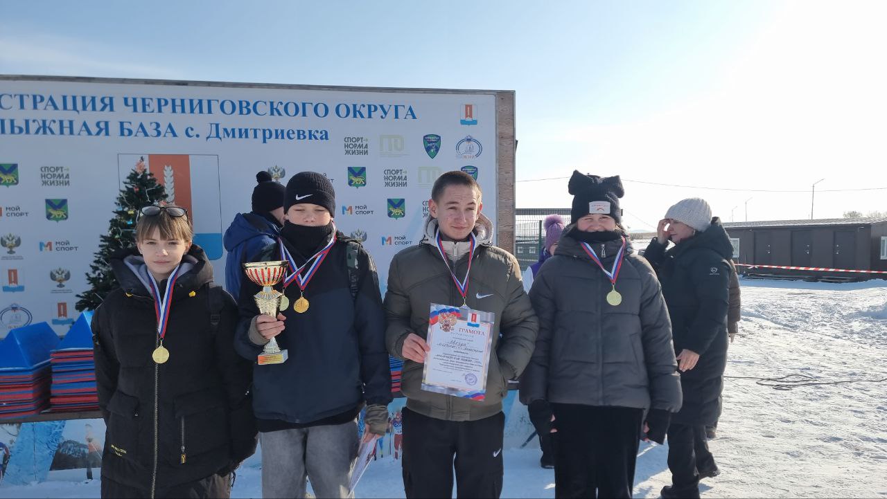 Лыжные гонки среди юнармейцев! Лыжные гонки среди юнармейцев!