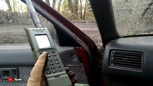 Во Владивостоке в день памяти Героя России Сергея Ефремова открыли мемориальную доску на доме по улице Терешковой, 1 — здесь он провёл своё детство