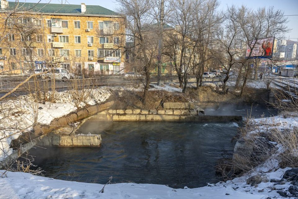 Речку Объяснения планируют расчистить и поднять над ней трубы теплотрассы