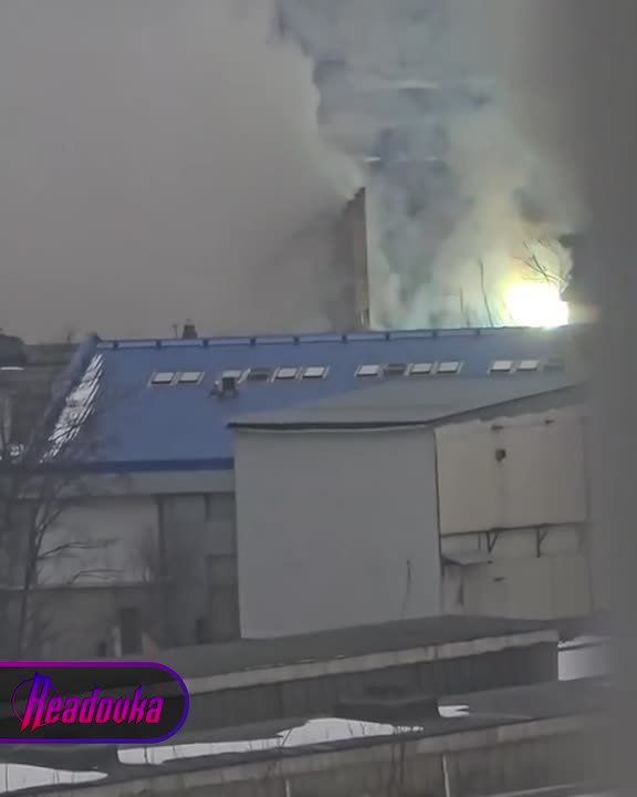 Во Владивостоке загорелась ТЭЦ