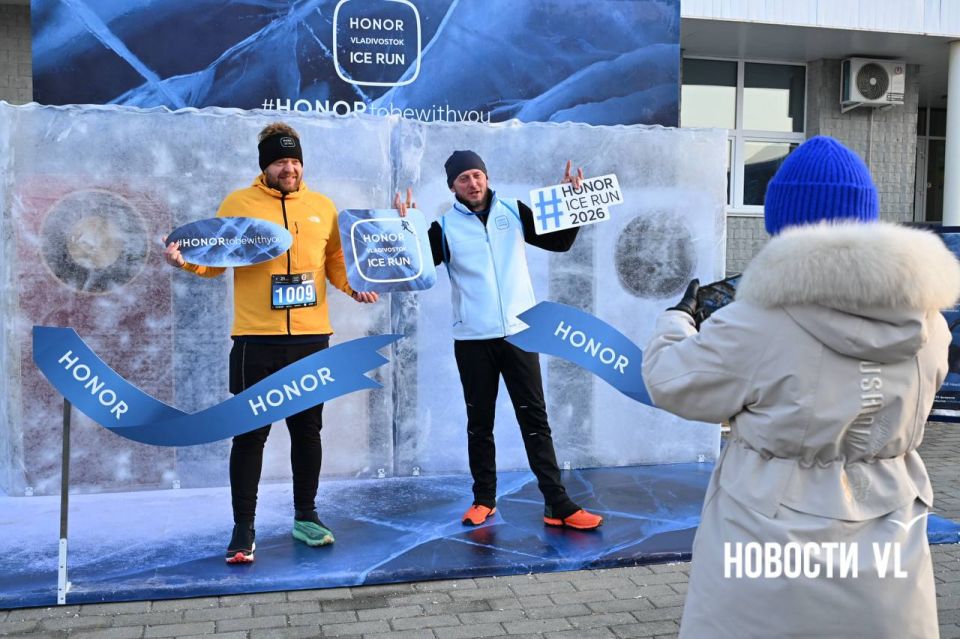 Сегодня в бухте Новик проходят ежегодный «Ледовый полумарафон»