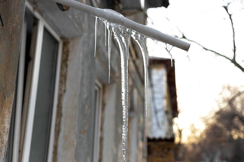 Штраф до 50 тыс. рублей грозит юрлицам Владивостока за неубранные сосульки Штраф до 50 тыс. рублей грозит юрлицам Владивостока за неубранные сосульки