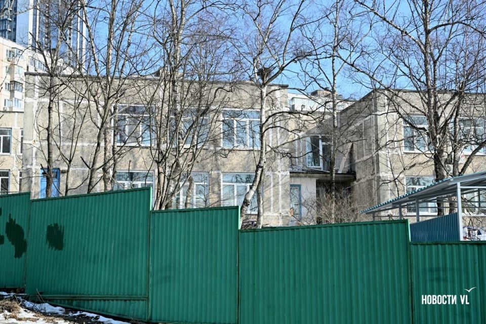 Затянувшийся капремонт детсада на Тобольской во Владивостоке должны закончить в апреле
