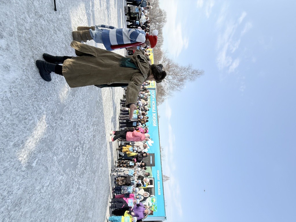 По всей России каждый год в феврале месяце проходят лыжные гонки По всей России каждый год в феврале месяце проходят лыжные гонки