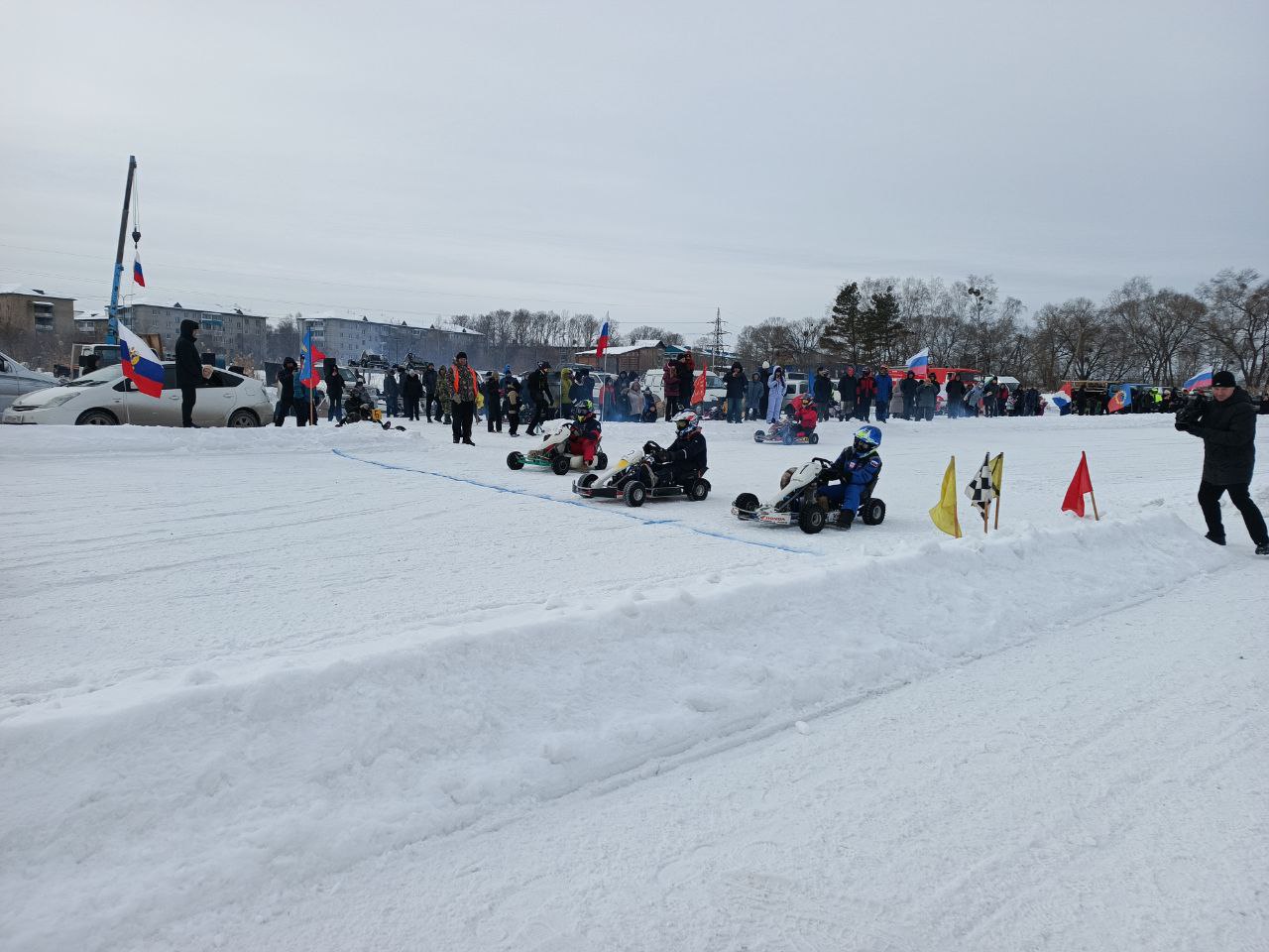 С 14 по 15 февраля на озере в пгт Лучегорск проходил открытый Кубок Приморского края по картингу, посвященный 57-й годовщине героических событий на о. Даманский и 60-летию Лучегорска С 14 по 15 февраля на озере в пгт Лучегорск проходил открытый Кубок Приморского края по картингу, посвященный 57-й годовщине героических событий на о. Даманский и 60-летию Лучегорска