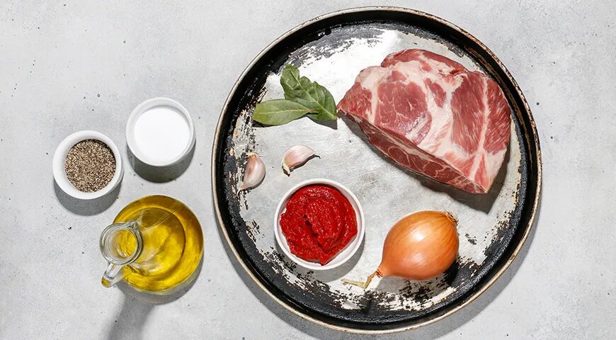 Как вкусно приготовить свиную поджарку на сковороде