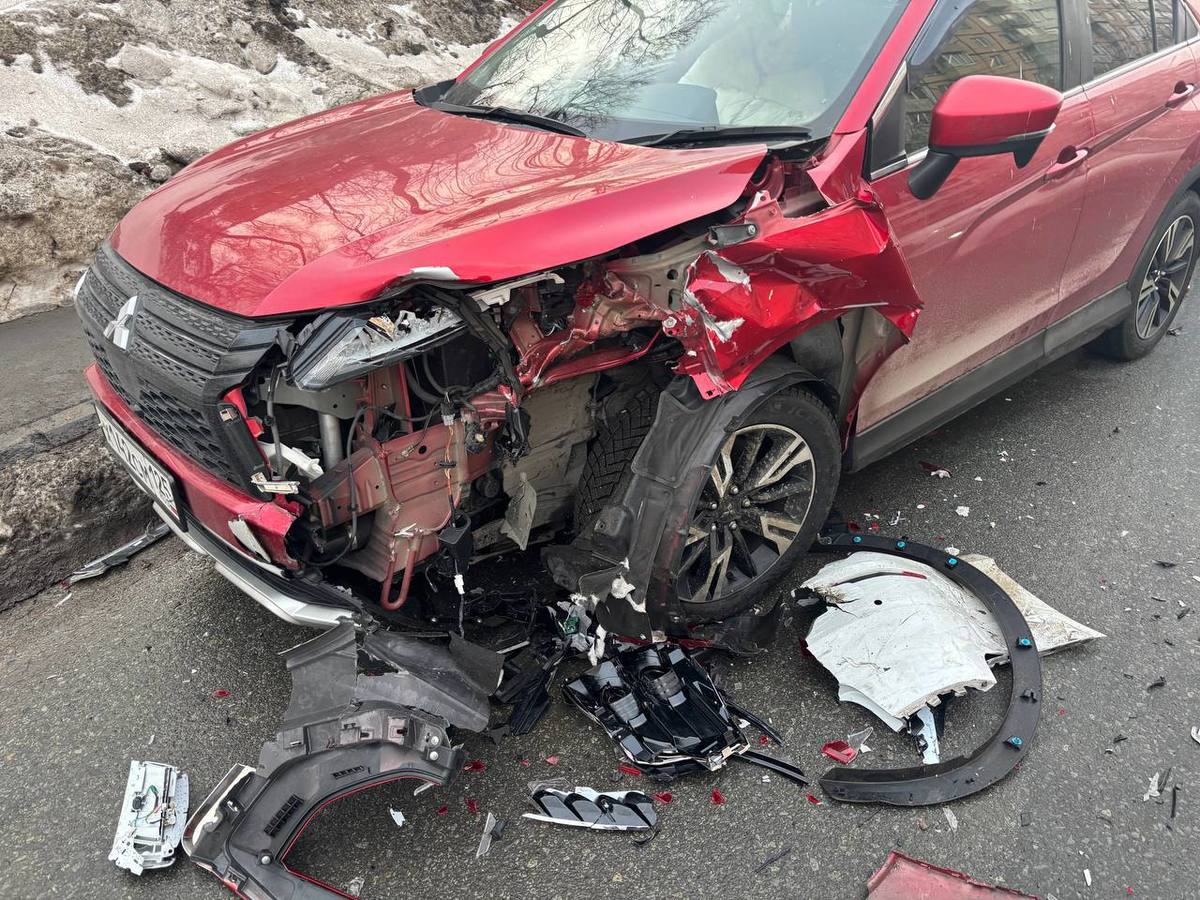 Два человека попали в больницу после аварии в районе Котельникова Два человека попали в больницу после аварии в районе Котельникова