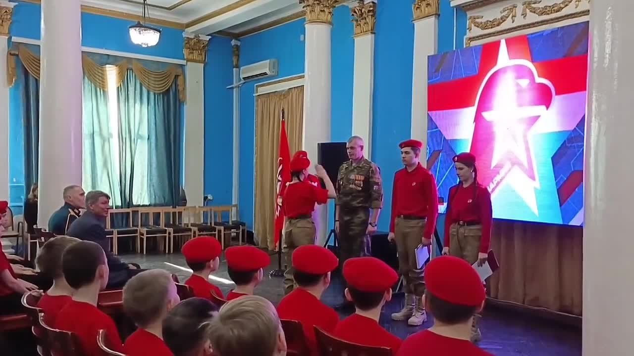 Евгений Корж: Сегодня в Уссурийске почти 200 ребят принесли юнармейскую Присягу
