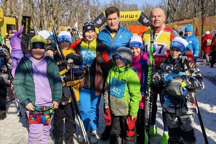 50 наших спортсменов покорили трассы Русского острова 50 наших спортсменов покорили трассы Русского острова