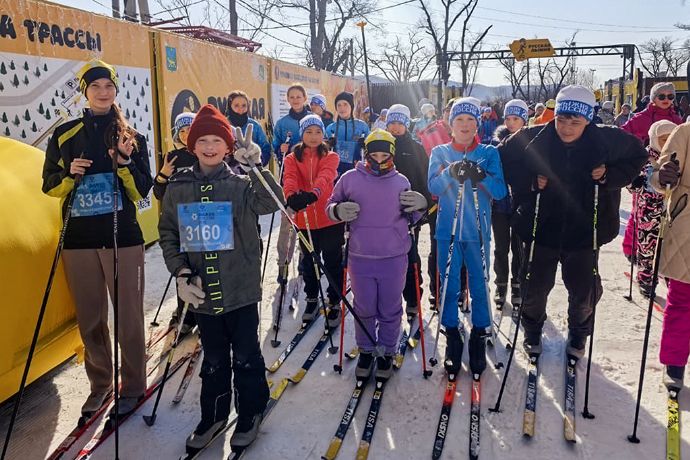 50 наших спортсменов покорили трассы Русского острова 50 наших спортсменов покорили трассы Русского острова