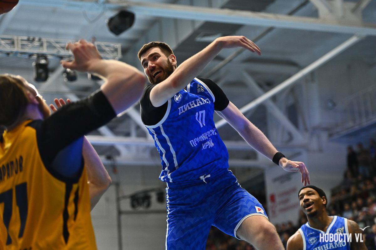 Подмосковные «Химки» взяли реванш, победив приморское «Динамо» во Владивостоке Подмосковные «Химки» взяли реванш, победив приморское «Динамо» во Владивостоке