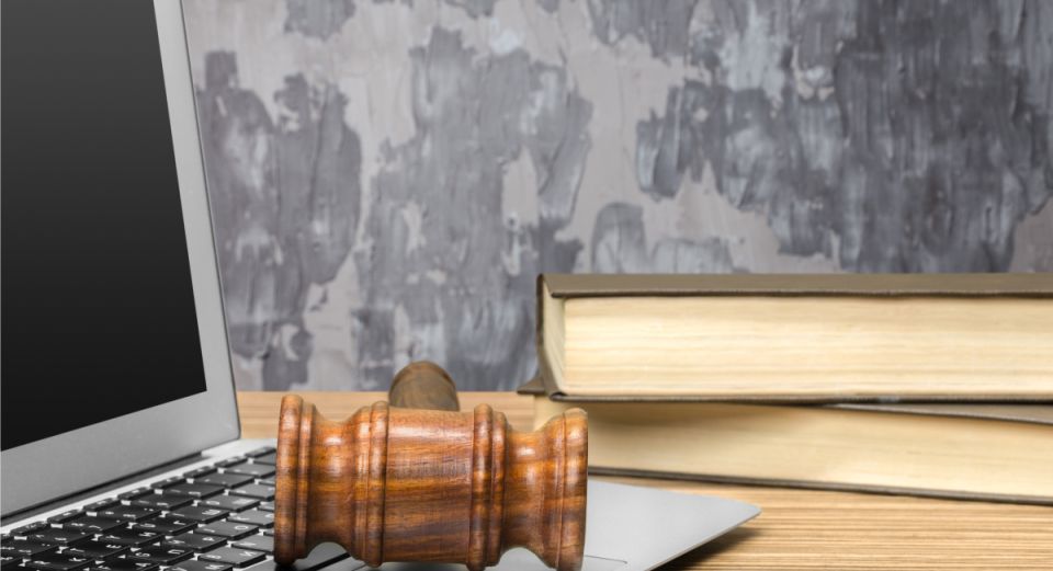 Когда отказ ГЖИ в изменении реестра лицензий становится незаконным