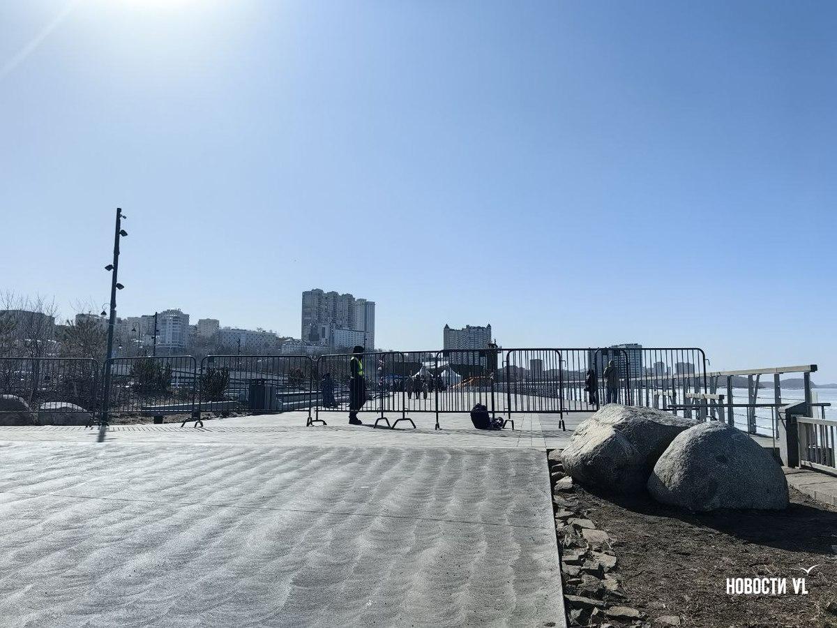 Сегодня с 12 до 16 часов День защитника Отечества будут отмечать на набережной Спортивной гавани возле национального центра «Россия» Сегодня с 12 до 16 часов День защитника Отечества будут отмечать на набережной Спортивной гавани возле национального центра «Россия»